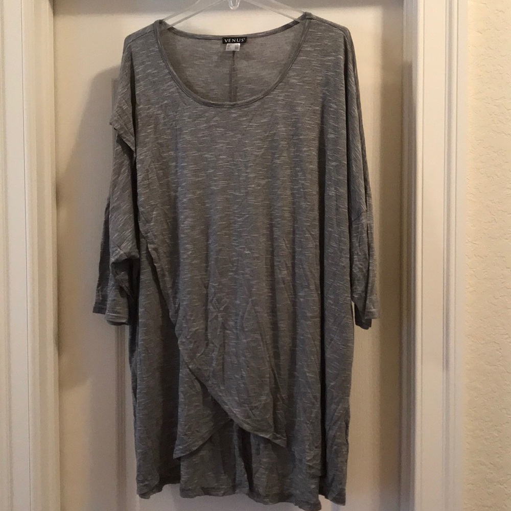Venus wrap detail top grey nwot
